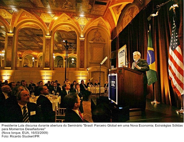 Presidente Lula discursa durante  abertura do Seminário Brasil Parceiro Global em uma Nova Economia.