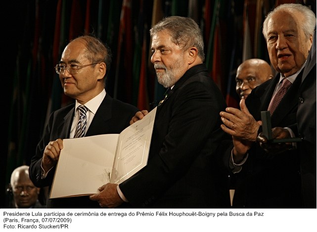 Presidente Lula participa da cerimônia de entrega do Prêmio Félix Houphouët-Bolgny, pela busca da paz.