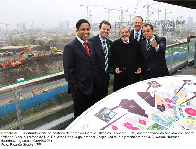 Presidente Lula durante visita ao canteiro de obras do Parque Olímpico Londres 2012.