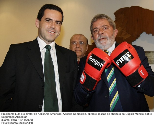 Presidente Lula e o diretor da ActionAid Américas, Adriano Campolina, na abertura da Cúpula Mundial sobre Segurança Alimentar.