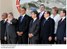 Presidente Lula posa para foto oficial com líderes do G-8, G-5 e Egito durante encontro na Itália.
