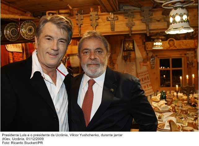 Presidente Lula e o presidente da Ucrânia, Viktor Yushchenko, durante jantar.