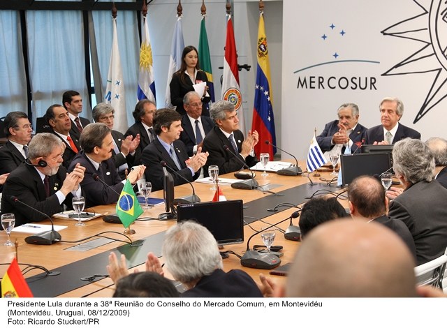 Presidente Lula durante a 38ª Reunião do Conselho do Mercado Comum, em Montevidéu.