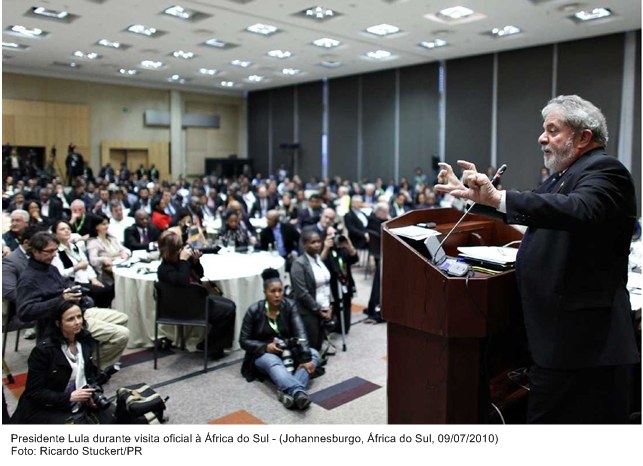 Presidente Lula durante visita oficial à África do Sul.
