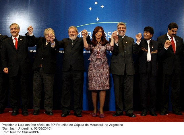 Presidente Lula em foto oficial da 39ª Reunião de Cúpula do Mercosul, na Argentina.