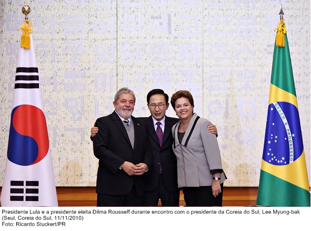 Presidente Lula e a presidente eleita Dilma Rousseff durante encontro com o presidente da Coréia do Sul, Lee Myung-bak.