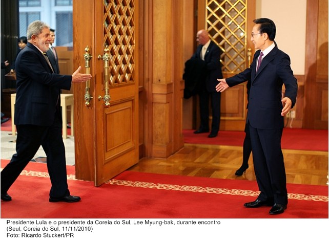 Presidente Lula e o presidente da Coréia do Sul, Lee Myung-bak, durante encontro.