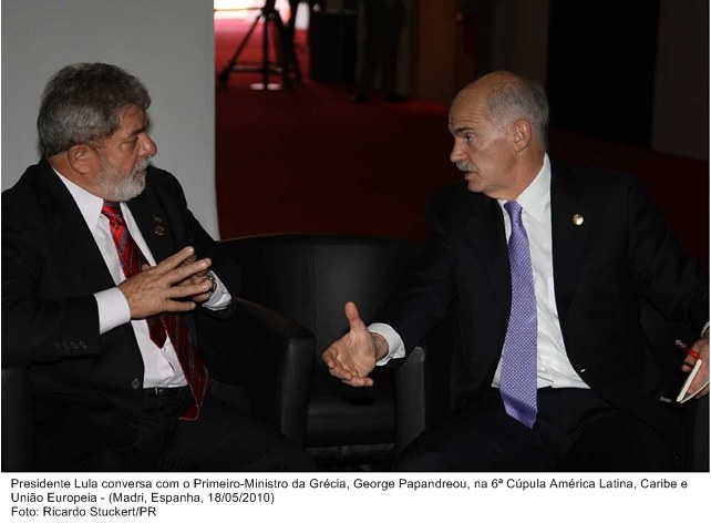 Presidente Lula conversa com o primeiro-ministro da Grécia, George Papandreou, na 6ª Cúpula América latina, e Unidão Europeia.