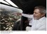 Presidente Lula durante sobrevoo sobre a cidade de Porto Príncipe, no Haiti.
