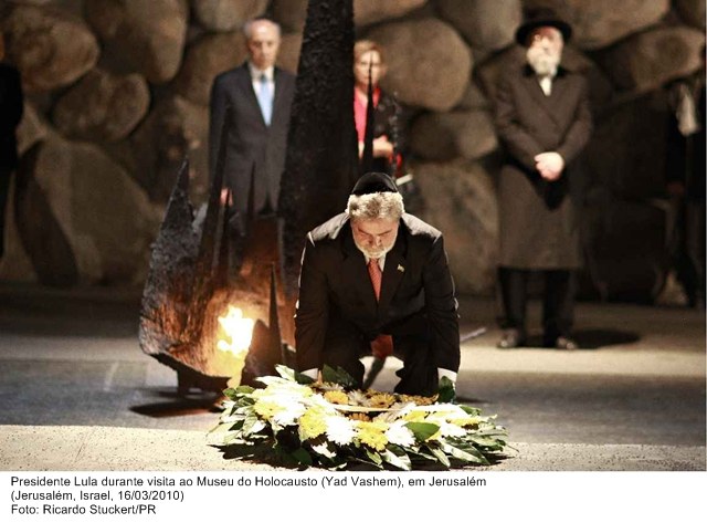 Presidente Lula durante visita ao Museu do Holocausto, em Jerusalém.