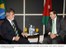 Presidente Lula conversa com o primeiro-ministro da Jordânia, Samir Rifai, durante reunião.
