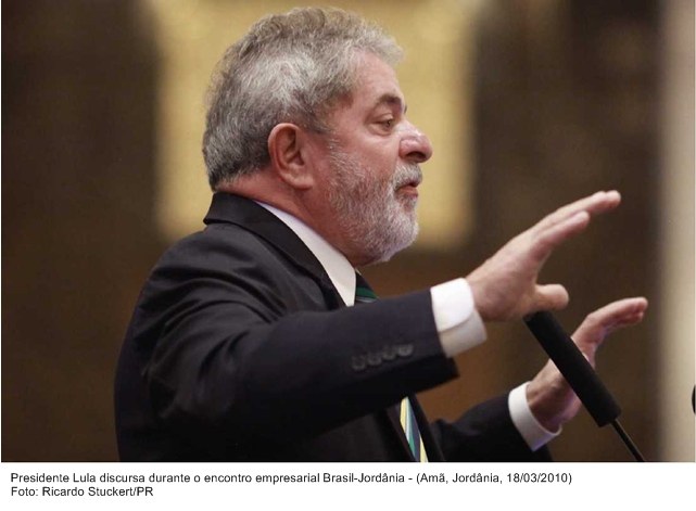 Presidente Lula discursa durante encontro empresarial Brasil-Jordânia.