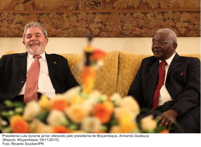 Presidente Lula durante jantar oferecido pelo presidente de Moçambique, Armando Guebuza.