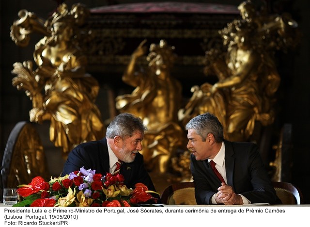 Presidente Lula e o primeiro-ministro de Portugal, José Sócrates, durante cerimônia de entrega do Prêmio Camões.