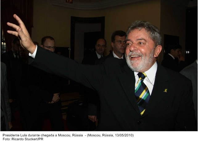 Presidente Lula durante chegada a Moscou, Rússia.