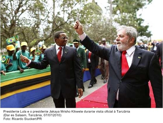 Presidente Lula e o presidente Jakaya Mrisho Kikwete durante visita oficial à Tanzânia.