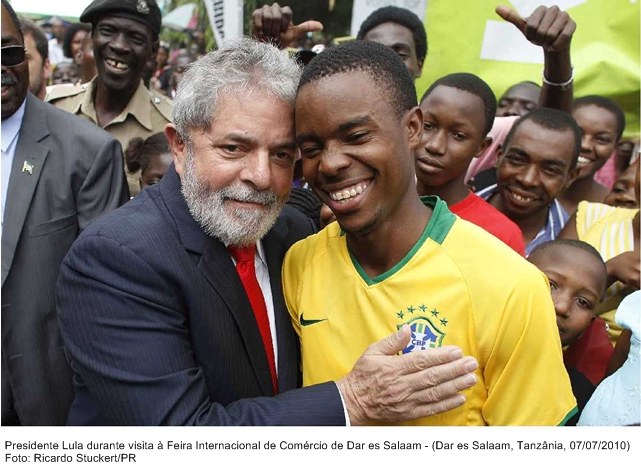 Presidente Lula visita a Feira Internacional de Comércio de Dar es Salaam.