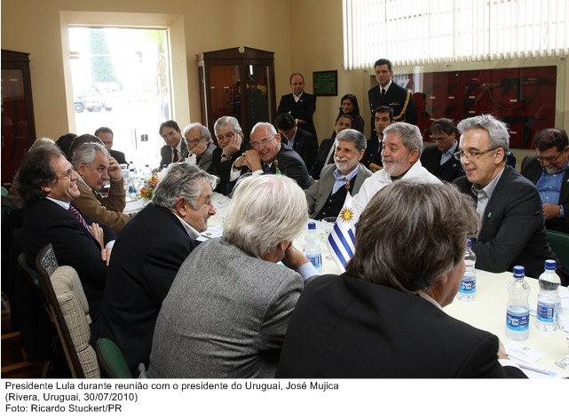 Presidente Lula durante reunião com o presidente do Uruguai, José Mujica.