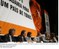Presidente Lula cumprimenta criança na abertura da Cerimônia Oficial de entrega do cartão Bolsa Família, acompanhado pelo governador Aécio Neves e ministros.jpg