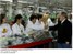 Presidente Lula cumprimenta operários da fábrica Tevah.jpg