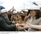 Presidente Lula cumprimenta populares durante cerimônia de lançamento do novo Jato Comercial Embraer 190.jpg