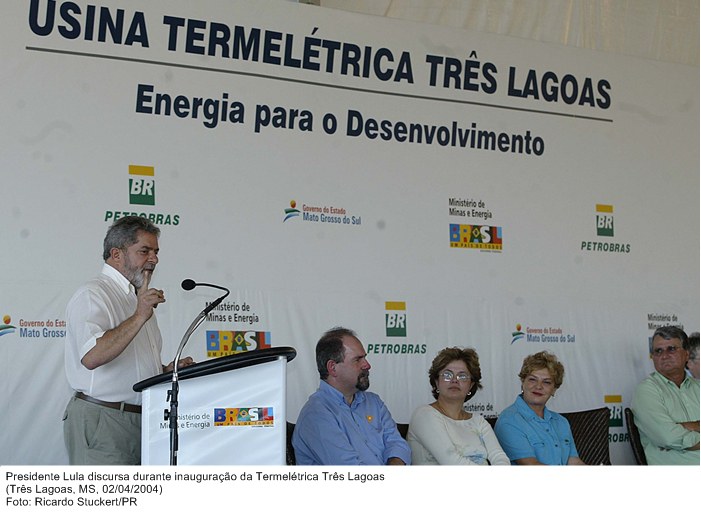 Presidente Lula discursa durante inauguração da Termelétrica Três Lagoas.jpg