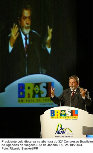 Presidente Lula discursa na abertura do 32º Congresso Brasileiro de Agências de Viagens.jpg
