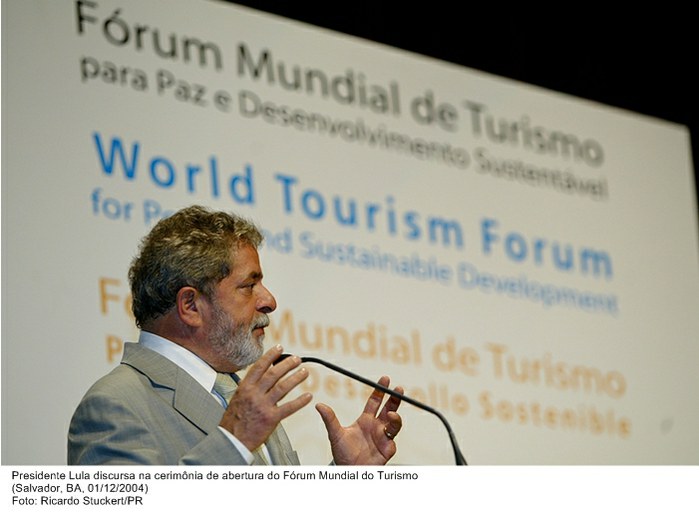 Presidente Lula discursa na cerimônia de abertura do Fórum Mundial do Turismo.jpg