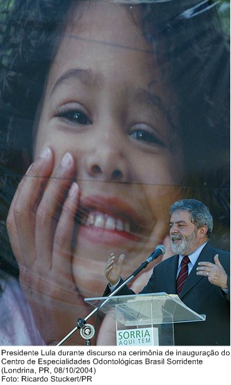 Presidente Lula durante discurso na cerimônia de inauguração do Centro de Especialidades Odontológicas Brasil Sorridente.jpg
