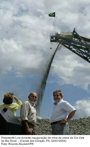 Presidente Lula durante inauguração de mina de cobre da Cia Vale do Rio Doce.jpg