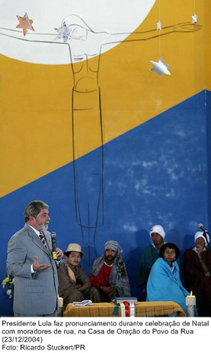 Presidente Lula faz pronunciamento durante celebração de Natal com moradores de rua, na Casa de Oração do Povo da Rua.jpg