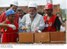 Presidente Lula observa o trabalho de assentamento de tijolos, realizado por mulheres, no Conjunto Habitacional Casarão Cordeiro.jpg