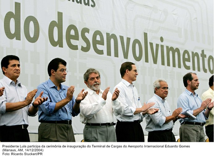 Presidente Lula participa da cerimônia de inauguração do Terminal de Cargas do Aeroporto Internacional Eduardo Gomes.jpg