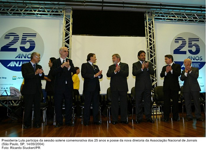 Presidente Lula participa da sessão solene comemorativa dos 25 anos e posse da nova diretoria da Associação Nacional de Jornais (2).jpg