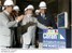 Presidente Lula, ao lado do governador Germano Rigotto (E), aciona a turbina da Usina Hidrelétrica Monte Claro.jpg