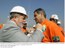 Presidente Lula autografa uniforme de técnico da Petrobras durante cerimônia que marcou a conclusão da obra de conversão da Unidade Flutuante de Produção.jpg