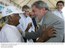 Presidente Lula cumprimenta a formanda mais velha do programa Mova-Brasil Petrobras no Rio Grande do Norte, Maria Leonor Freitas do Nascimento, 103 anos de idade.jpg