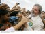 Presidente Lula cumprimenta moradores do Assentamento Lulão.jpg