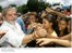 Presidente Lula cumprimenta populares na fazenda Agropalma, no Pará.jpg