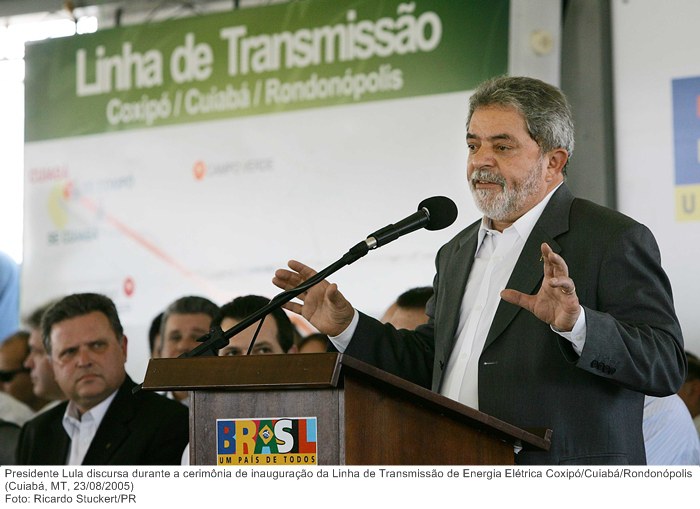 Presidente Lula discursa durante a cerimônia de inauguração da Linha de Transmissão de Energia Elétrica Coxipó-Cuiabá-Rondonópolis.jpg