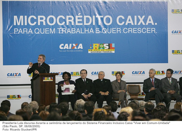 Presidente Lula discursa durante a cerimônia de lançamento do Sistema Financeiro Inclusivo Caixa Viver em Comum-Unidade.jpg