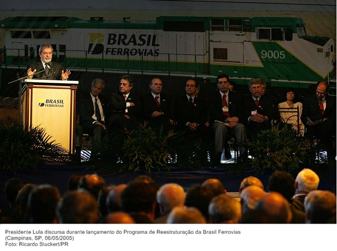 Presidente Lula discursa durante lançamento do Programa de Reestruturação da Brasil Ferrovias.jpg