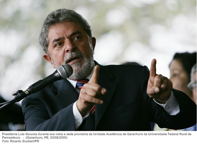 Presidente Lula discursa durante sua visita a sede provisória da Unidade Acadêmica de Garanhuns da Universidade Federal Rural de Pernambuco.jpg