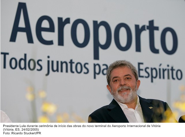 Presidente Lula durante cerimônia de início das obras do novo terminal do Aeroporto Internacional de Vitória (2).jpg