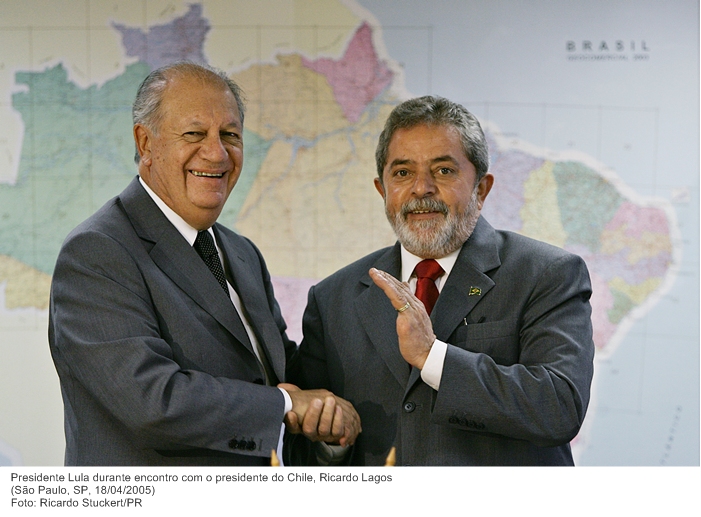 Presidente Lula durante encontro com o presidente do Chile, Ricardo Lagos.jpg