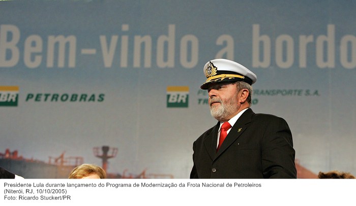 Presidente Lula durante lançamento do Programa de Modernização da Frota Nacional de Petroleiros.jpg