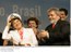 Presidente Lula e d. Marisa (com o quepe de Comandante da Marinha), durante lançamento do Programa de Modernização e Expansão da Frota de Petroleiros da Transpetro.jpg