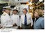 Presidente Lula e d. Marisa visitam o interior do submarino Tikuna, acompanhados por autoridades da Marinha.jpg
