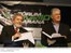 Presidente Lula e o governador do Paraná, Roberto Requião, recebem documento com os resultados obtidos no Fórum sobre o futuro do Paraná.jpg
