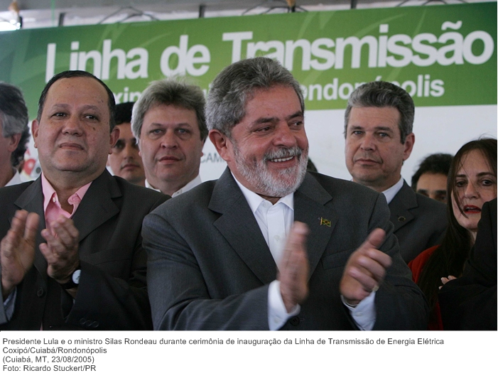Presidente Lula e o ministro Silas Rondeau durante cerimônia de inauguração da Linha de Transmissão de Energia Elétrica Coxipó-Cuiabá-Rondonópolis.jpg